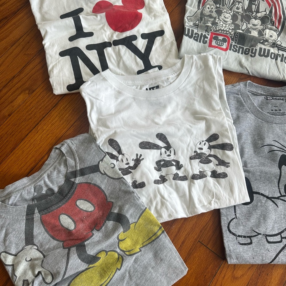 Set of 8 Disney Shirts size Medium - Picture 2 of 4